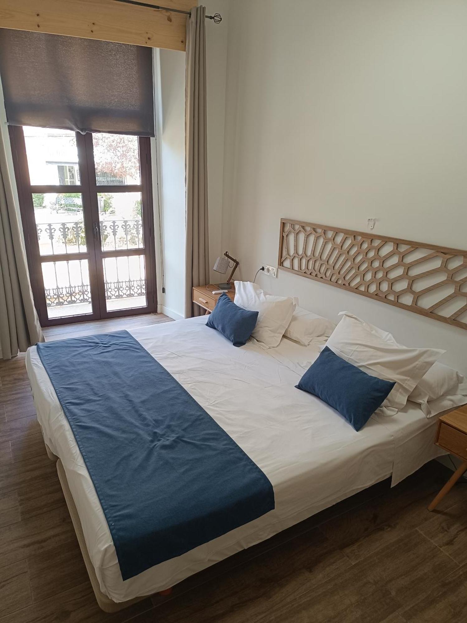Apartamentos Al-Qazeres Luxury La Concepcion Caces Exteriör bild
